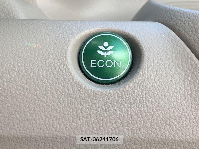 Honda N BOX 2015-10 7787393-8