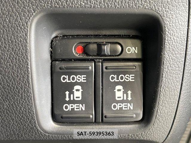 Honda N BOX 2014-03 7878179-5
