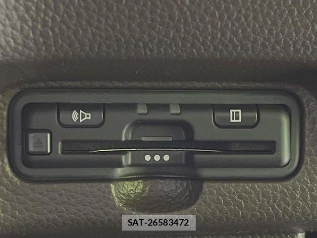 Honda N BOX 2023-01 7878125-5