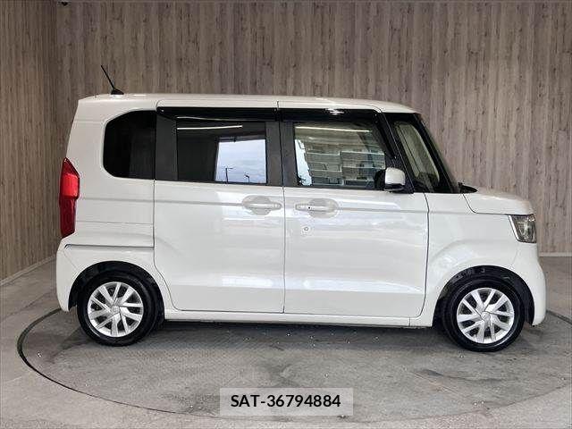 Honda N BOX 2021-04 7878150-16