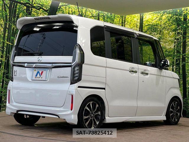 Honda N BOX 2018-05 7878157-16
