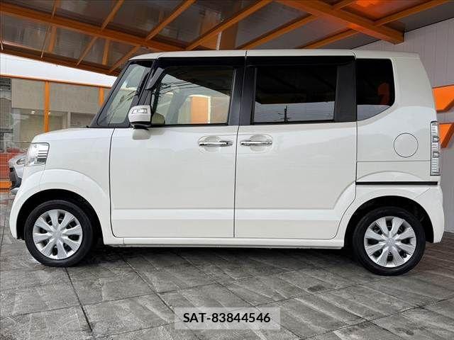 Honda N BOX 2017-02 7878169-11