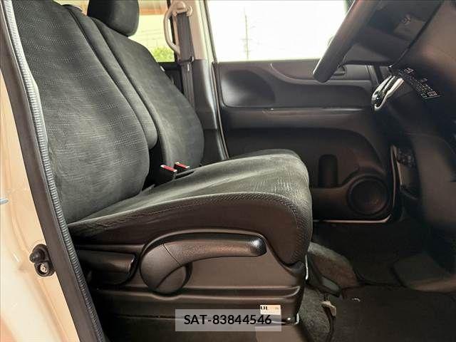 Honda N BOX 2017-02 7878169-15