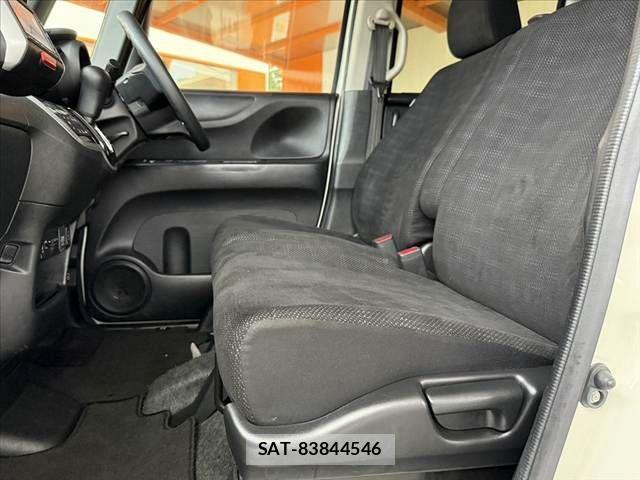 Honda N BOX 2017-02 7878169-16