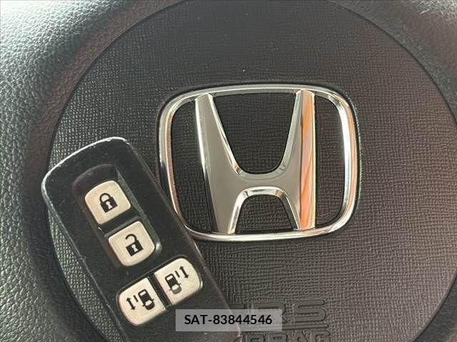 Honda N BOX 2017-02 7878169-21