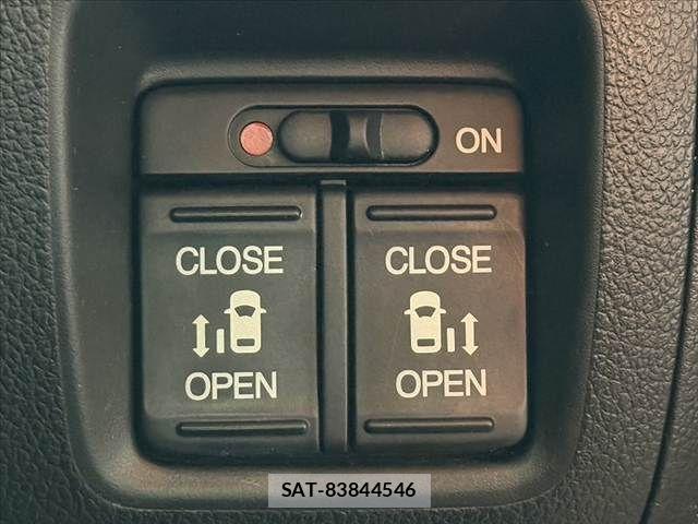 Honda N BOX 2017-02 7878169-5