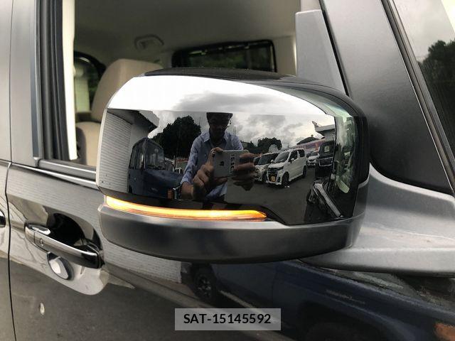Honda N BOX 2022-05 7878159-11