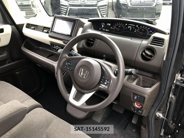 Honda N BOX 2022-05 7878159-16
