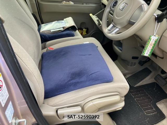 Honda N BOX 2014-02 7878190-14