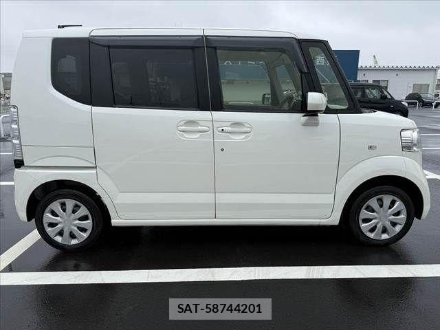 Honda N BOX 2017-09 7878164-10