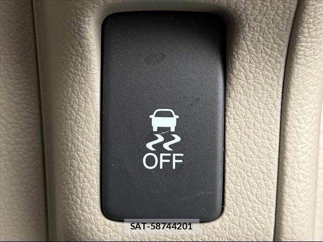 Honda N BOX 2017-09 7878164-4