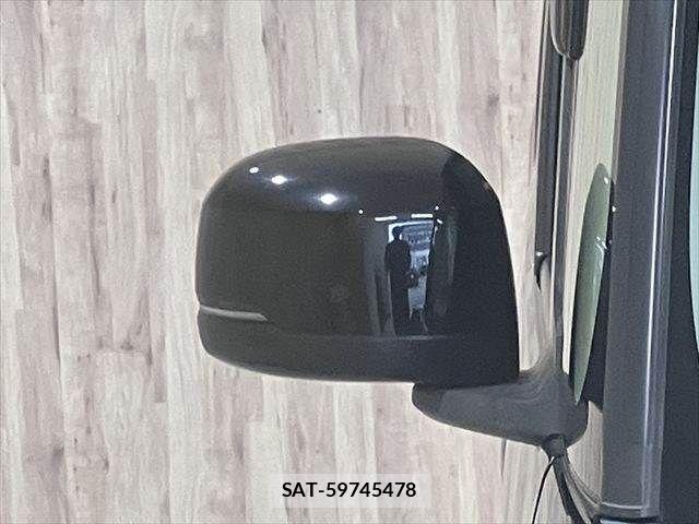 Honda N BOX 2019-03 7878148-23
