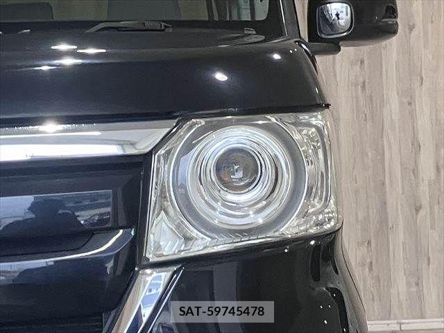 Honda N BOX 2019-03 7878148-24