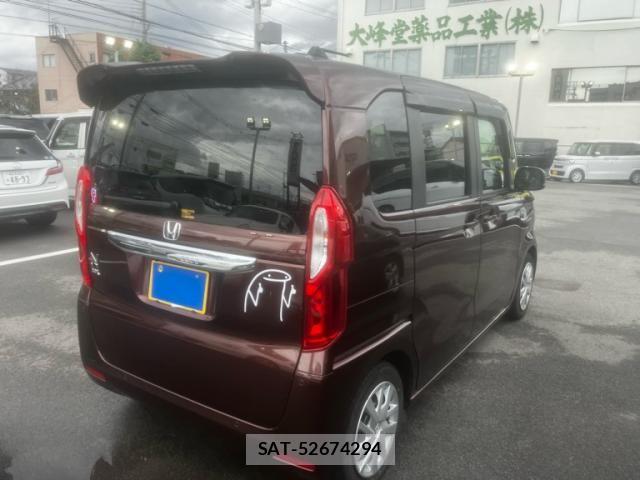 Honda N BOX 2022-08 7878132-1