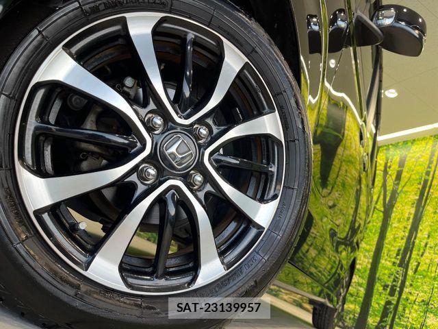 Honda N BOX 2018-12 7878121-12