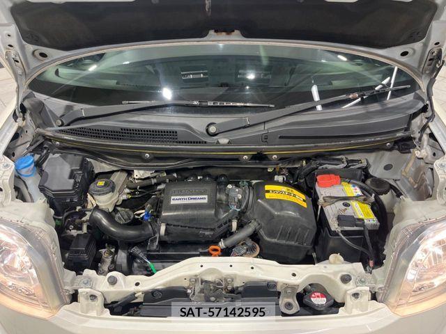 Honda N BOX 2015-06 7878158-17
