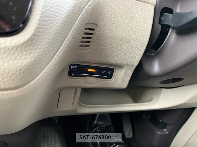 Honda N BOX 2018-01 7878186-13
