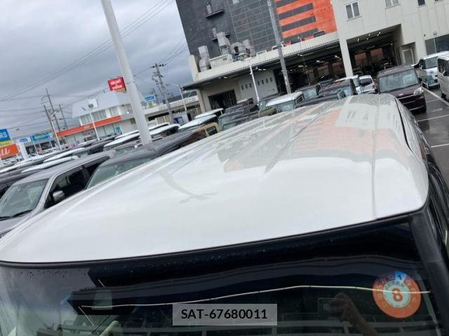 Honda N BOX 2018-01 7878186-6