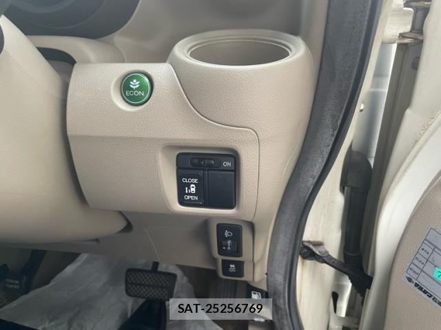 Honda N BOX 2012-05 7878194-15