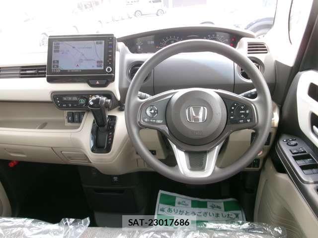 Honda N BOX 2019-06 7903077-4