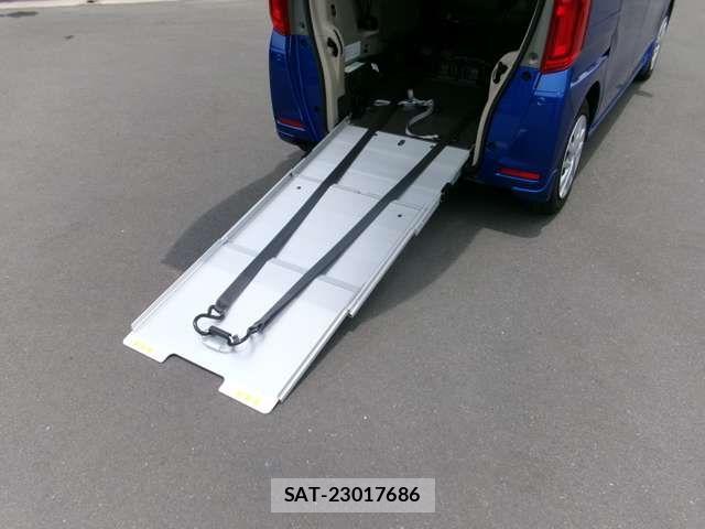 Honda N BOX 2019-06 7903077-5