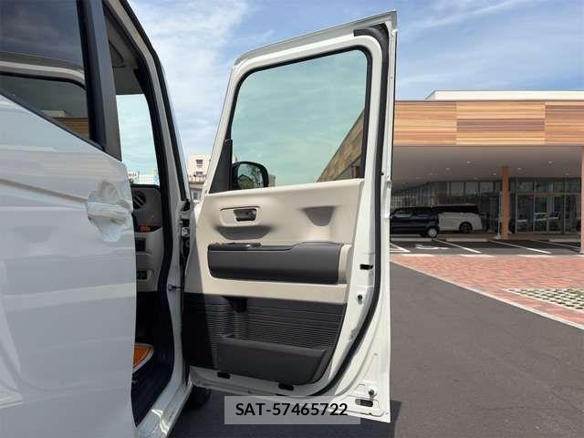 Honda N BOX 2025-02 7903063-17