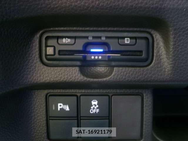 Honda N BOX 2021-08 7903074-17
