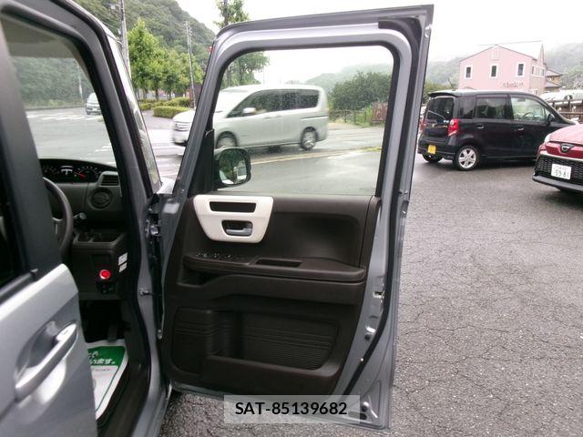 Honda N BOX 2022-07 7903084-14