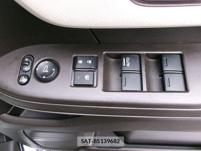 Honda N BOX 2022-07 7903084-15