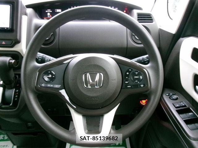 Honda N BOX 2022-07 7903084-17