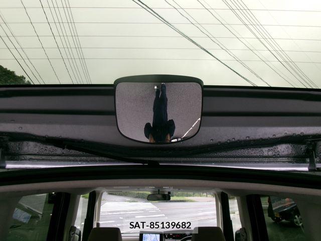 Honda N BOX 2022-07 7903084-28