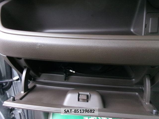 Honda N BOX 2022-07 7903084-29