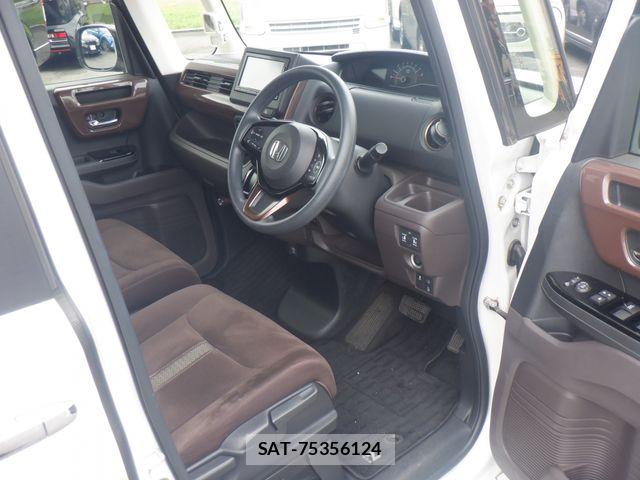 Honda N BOX 2019-01 7903076-9