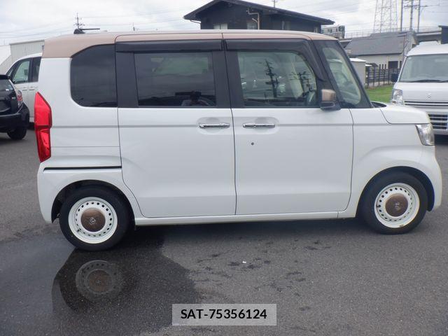 Honda N BOX 2019-01 7903076-4