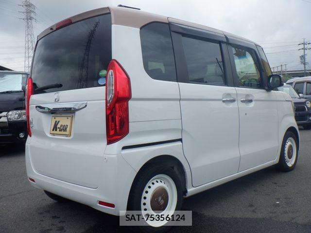 Honda N BOX 2019-01 7903076-7