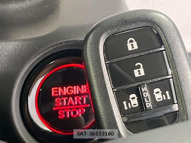 Honda N BOX 2023-11 7962756-6
