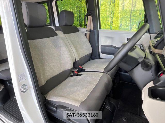 Honda N BOX 2023-11 7962756-7