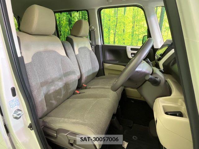 Honda N BOX 2020-01 7962804-7