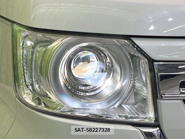 Honda N BOX 2023-08 7962788-11