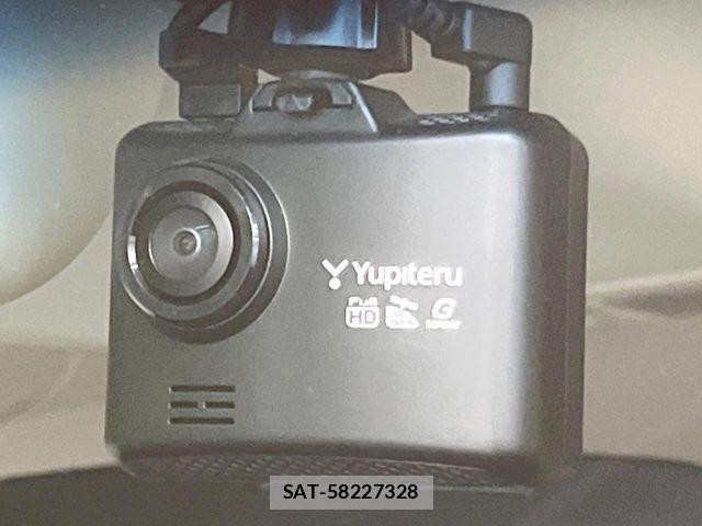 Honda N BOX 2023-08 7962788-18