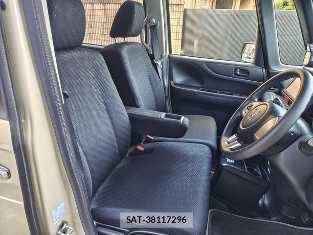 Honda N BOX 2013-12 7962821-13
