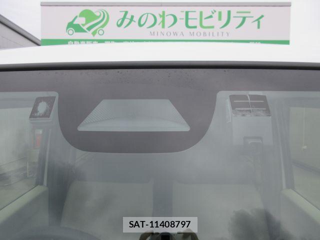 Honda N BOX 2024-03 7962771-29