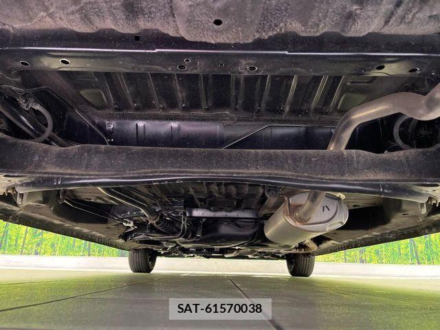Honda N BOX 2023-11 7962774-18