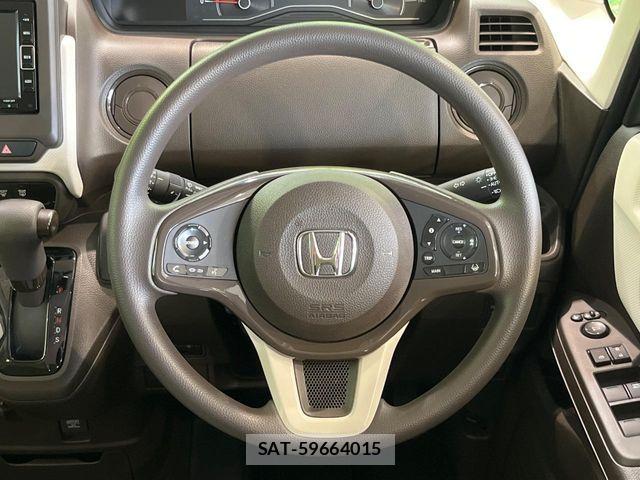Honda N BOX 2022-04 7962797-10