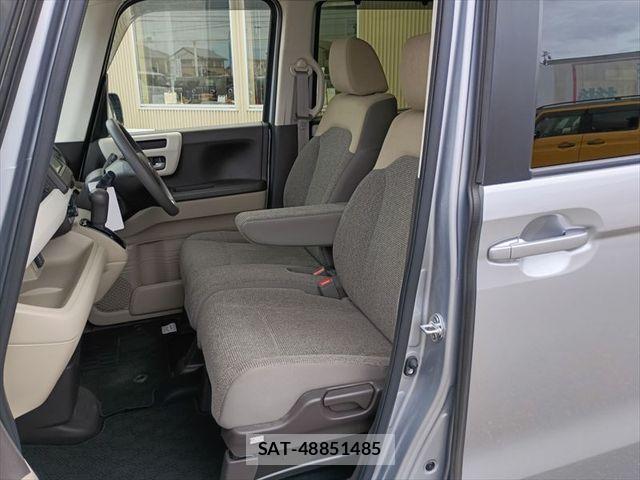 Honda N BOX 2018-07 7962819-9