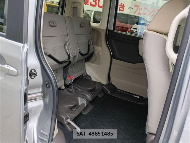Honda N BOX 2018-07 7962819-15