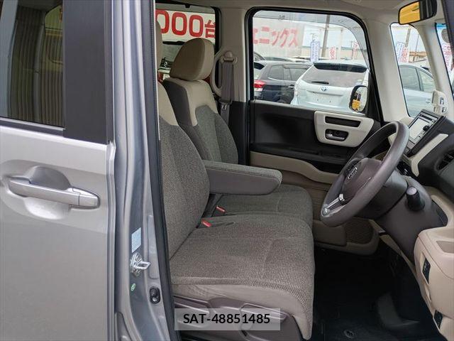 Honda N BOX 2018-07 7962819-18