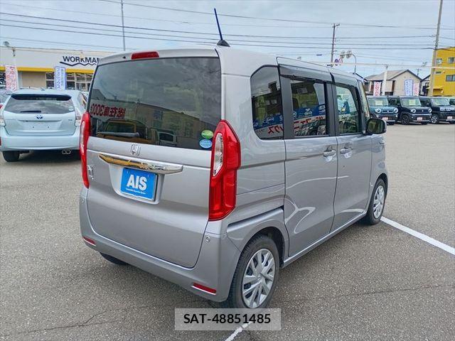 Honda N BOX 2018-07 7962819-2