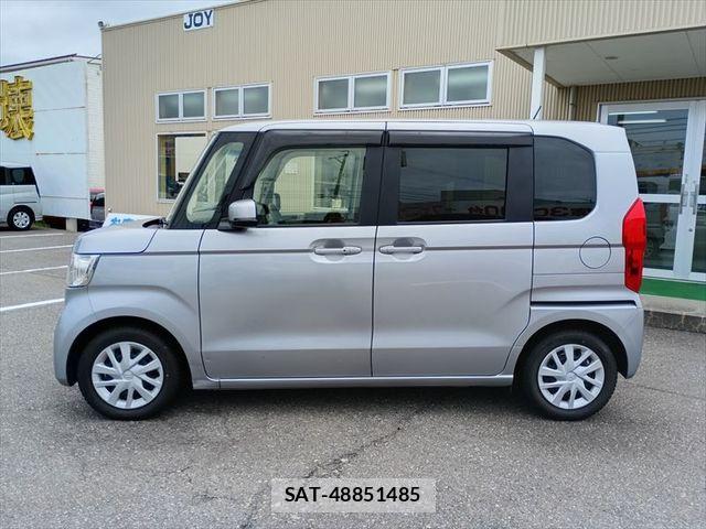 Honda N BOX 2018-07 7962819-4