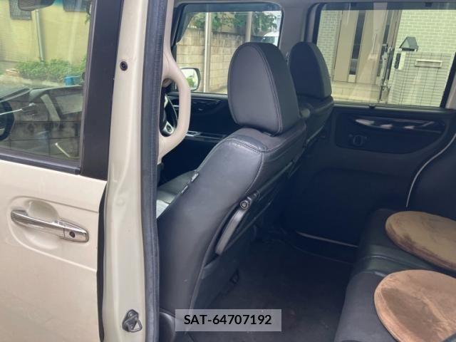 Honda N BOX 2017-07 7962838-10